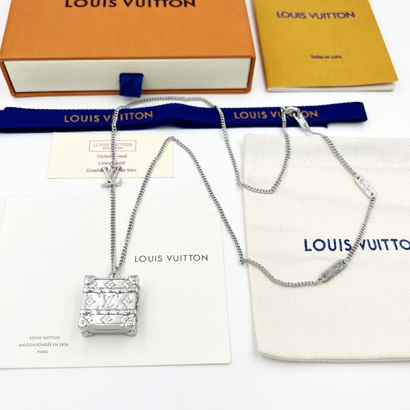 Louis Vuitton Necklaces